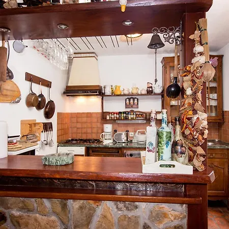 Bajici 11328 Villa Grabovac (Split-Dalmatia)