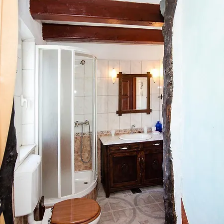 Bajici 11328 Villa *