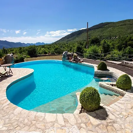 Bajici 11328 Grabovac (Split-Dalmatia)